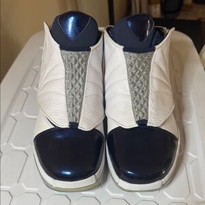 Jordan 16 Retro Midnight Navy